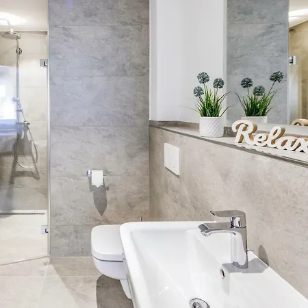 Cosy Grey アパート *