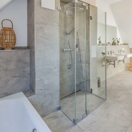 アパート Cosy Grey