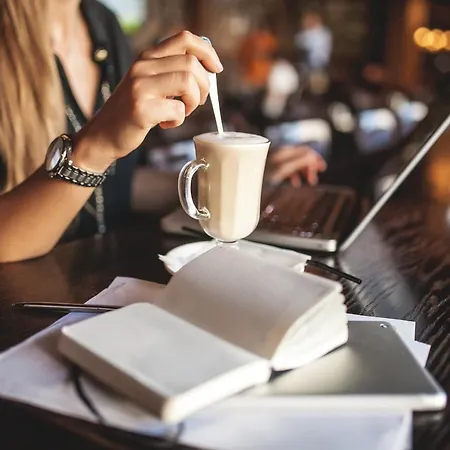 Cosy Grey 아파트 *